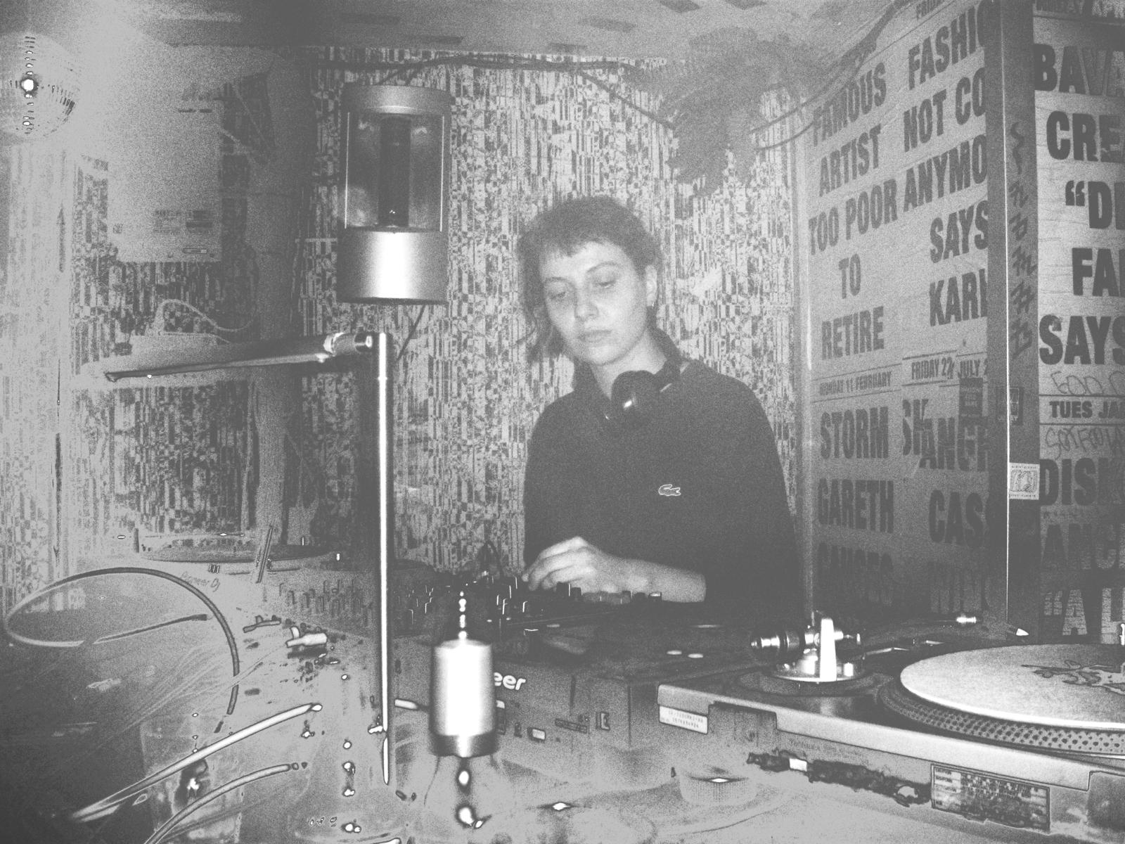 In-Store Session w/ Son Objet